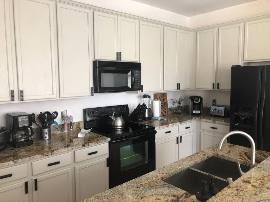 Great Value! - Private Pool. Disney Area 4/4 Кисими Екстериор снимка