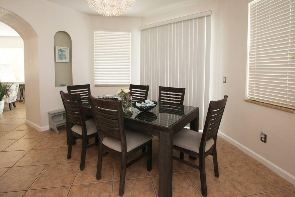 Great Value! - Private Pool. Disney Area 4/4 Кисими Екстериор снимка