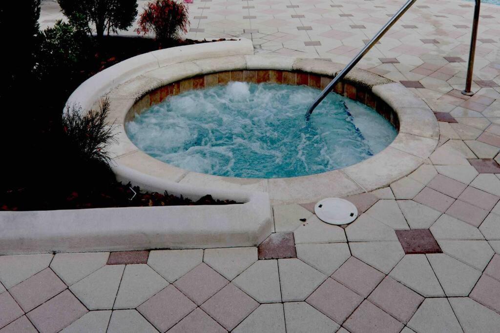Great Value! - Private Pool. Disney Area 4/4 Кисими Екстериор снимка